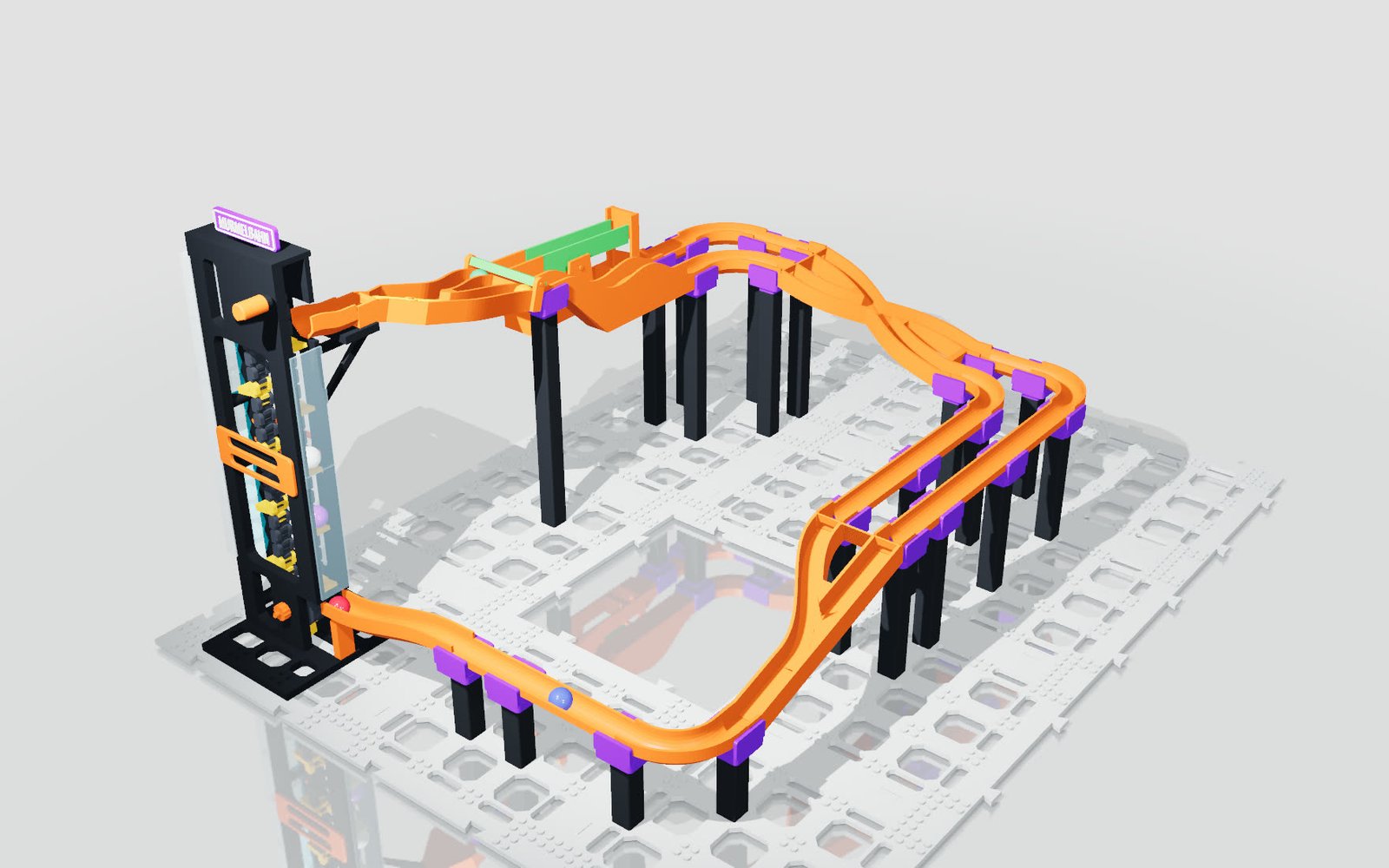 Gesamtansicht der modularen Murmelbahn MB16